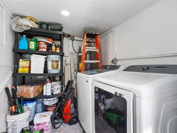 2001 N 22nd Ave, Hollywood FL 33020