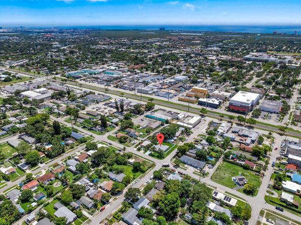 2001 N 22nd Ave, Hollywood FL 33020