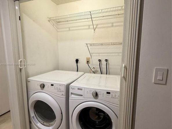 19926 NW 67th Pl, Hialeah FL 33015