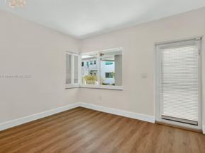 7207 Bay Dr 25, Miami Beach FL 33141