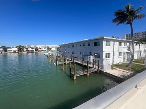 7207 Bay Dr 25, Miami Beach FL 33141