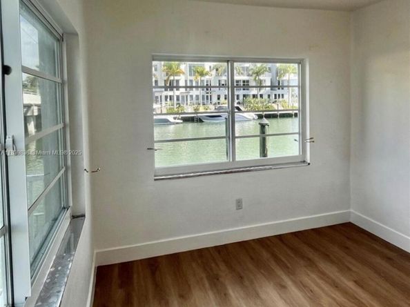 7207 Bay Dr 25, Miami Beach FL 33141