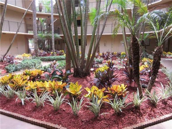 8005 SW 107 Av 118, Miami FL 33173