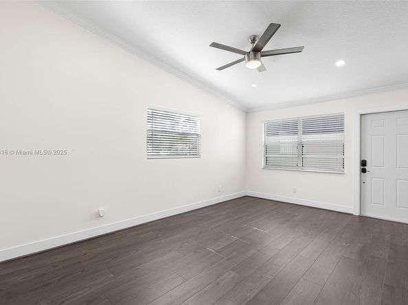 721 NW 47th St, Deerfield Beach FL 33064