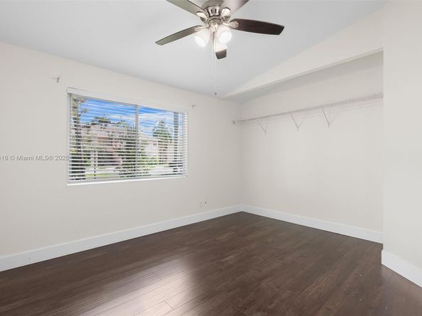 721 NW 47th St, Deerfield Beach FL 33064
