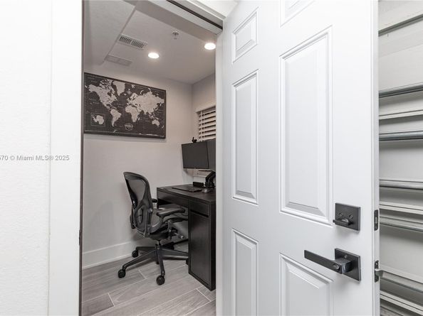 2818 Coconut Ave 2818, Miami FL 33133