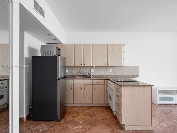555 NE 15 Steet 515, Miami FL 33132