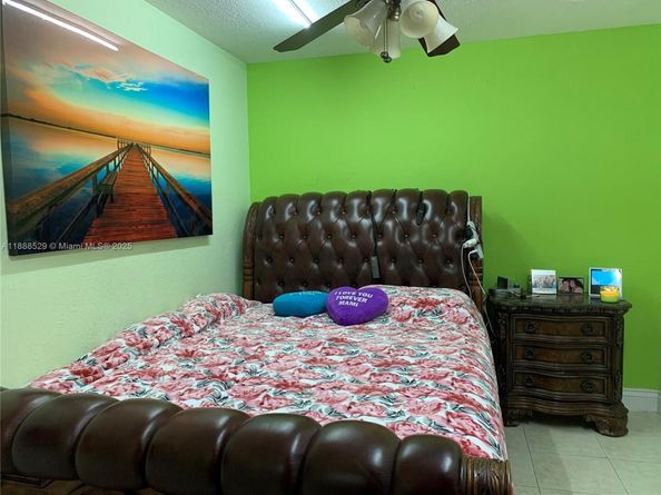 298 E 3rd St 102, Hialeah FL 33010