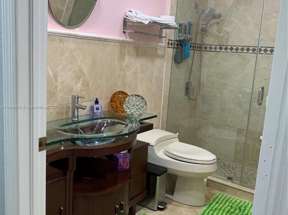 298 E 3rd St 102, Hialeah FL 33010