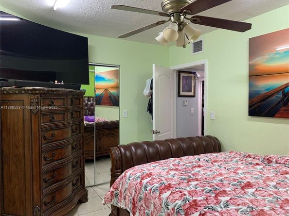 298 E 3rd St 102, Hialeah FL 33010
