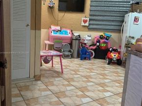 298 E 3rd St 102, Hialeah FL 33010