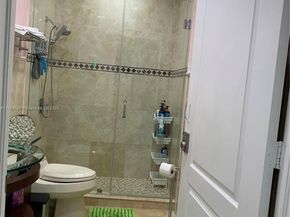 298 E 3rd St 102, Hialeah FL 33010