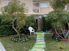 298 E 3rd St 102, Hialeah FL 33010