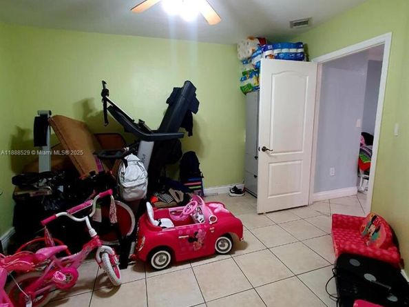 298 E 3rd St 102, Hialeah FL 33010