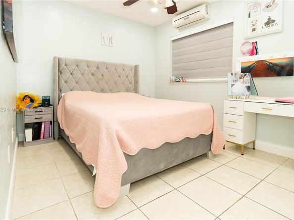 298 E 3rd St 102, Hialeah FL 33010