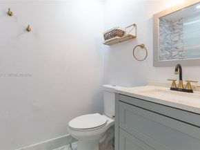 10930 Periwinkle Ln, Tamarac FL 33321