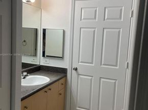 2500 Centergate Dr 104, Miramar FL 33025