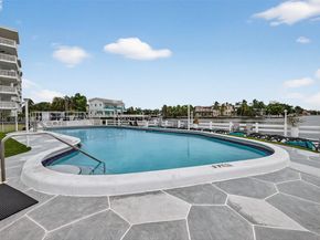 3209 S Ocean Dr 1G, Hallandale Beach FL 33009