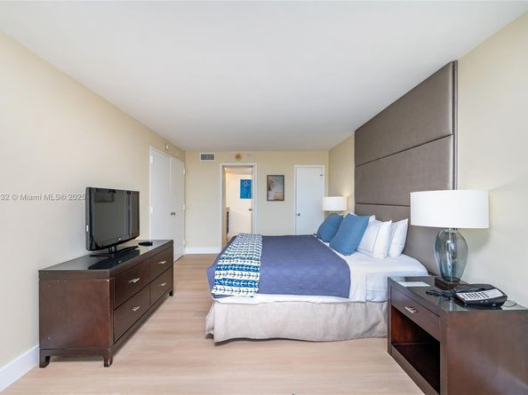 2670 E Sunrise Blvd 724, Fort Lauderdale FL 33304