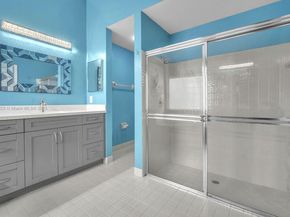 214 SW 180th Ave, Pembroke Pines FL 33029
