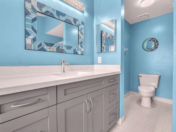214 SW 180th Ave, Pembroke Pines FL 33029