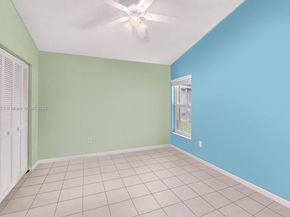 214 SW 180th Ave, Pembroke Pines FL 33029
