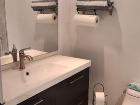 200 177 Dr 115, Sunny Isles Beach FL 33160