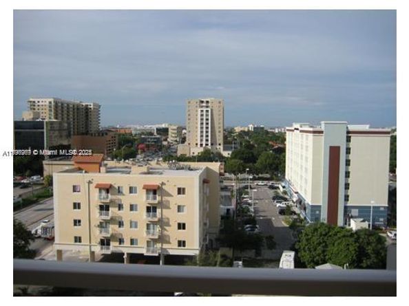 215 SW 42nd Ave 905, Miami FL 33134