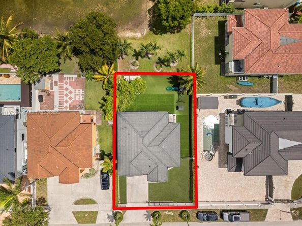 15931 SW 61st Ln, Miami FL 33193