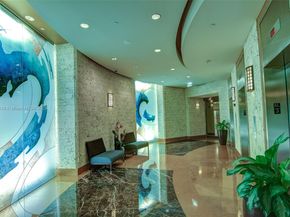 801 Brickell Key Blvd 1005, Miami FL 33131