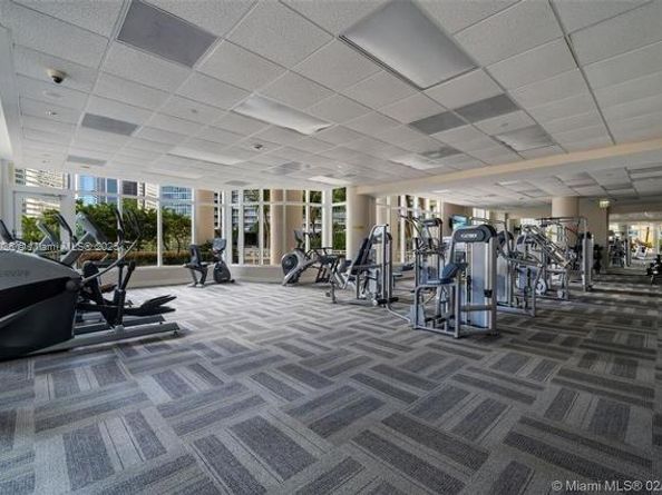 801 Brickell Key Blvd 1005, Miami FL 33131