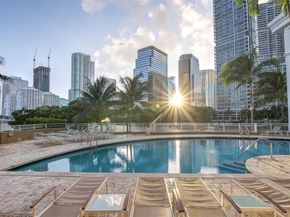 801 Brickell Key Blvd 1005, Miami FL 33131