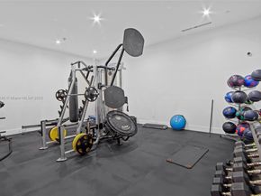 801 Brickell Key Blvd 1005, Miami FL 33131