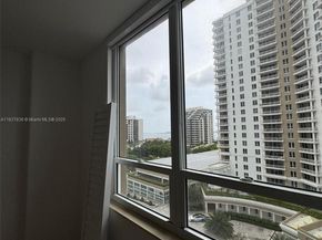 801 Brickell Key Blvd 1005, Miami FL 33131