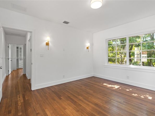 1202 Granada Blvd, Coral Gables FL 33134