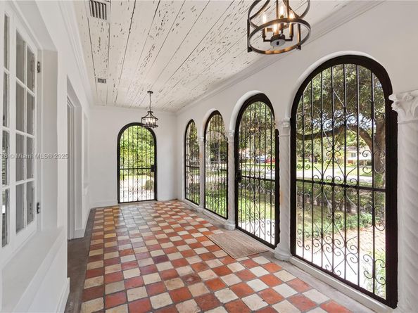 1202 Granada Blvd, Coral Gables FL 33134