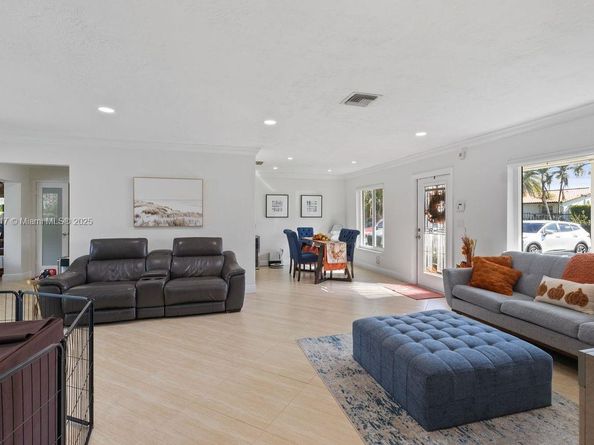 11220 SW 99th Ct, Miami FL 33176