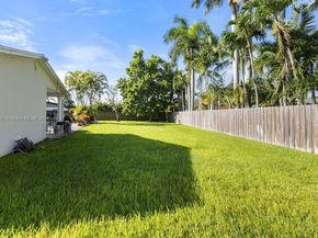 11220 SW 99th Ct, Miami FL 33176
