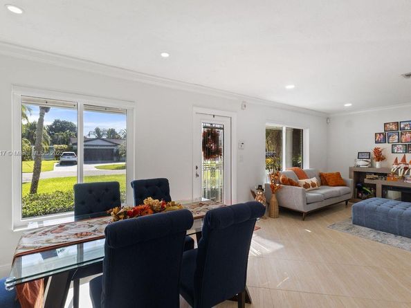 11220 SW 99th Ct, Miami FL 33176