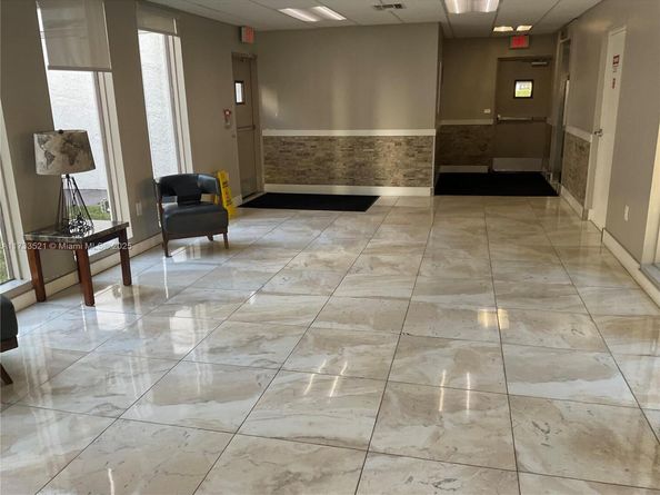 201 178th Dr 309, Sunny Isles Beach FL 33160