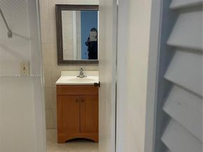 201 178th Dr 309, Sunny Isles Beach FL 33160