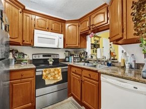 8145 NW 7th St 315, Miami FL 33126