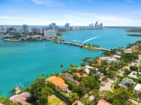 401 E Rivo Alto Dr, Miami Beach FL 33139