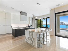 401 E Rivo Alto Dr, Miami Beach FL 33139