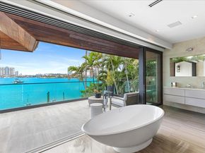 401 E Rivo Alto Dr, Miami Beach FL 33139