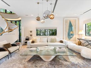 401 E Rivo Alto Dr, Miami Beach FL 33139