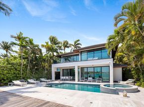 401 E Rivo Alto Dr, Miami Beach FL 33139