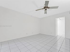 330 SE 2nd St 103G, Hallandale Beach FL 33009