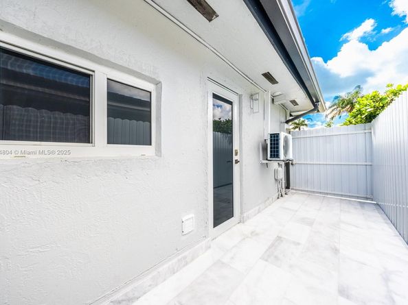 14859 SW 177th Ter, Miami FL 33187