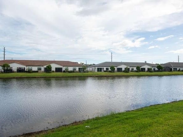 7637 S Blue Spring Dr 7637, Parkland FL 33067